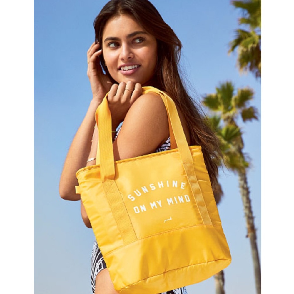 PINK BY VICTORIA’S SECRET COOLER TOTE NWT